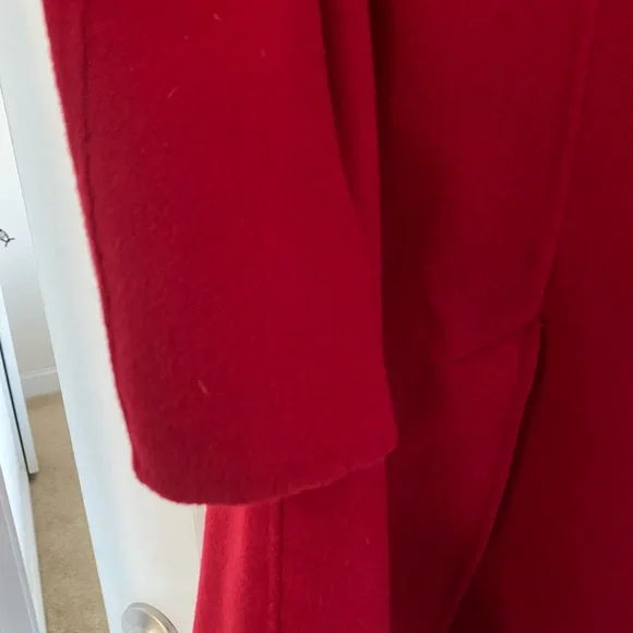 Red Wool Coat Size Small - Picture 9 of 12